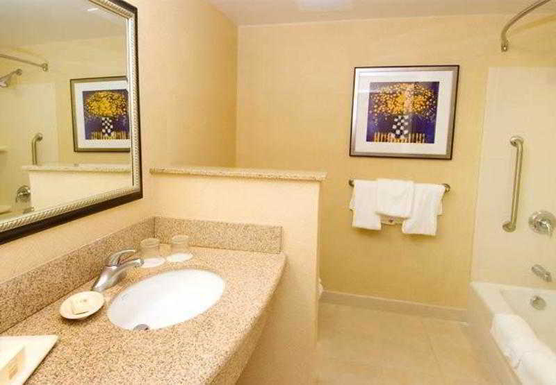 Courtyard By Marriott San Antonio Seaworld/Lackland Eksteriør bilde